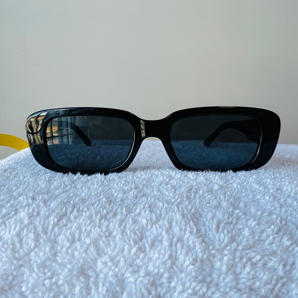 Men’s / Unisex ➡️ Two Rectangular Sunglasses - Black & Light Blue - Picture 9 of 10